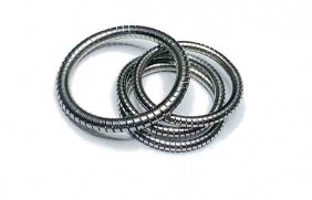 泛塞封H型蓄能密封弹簧